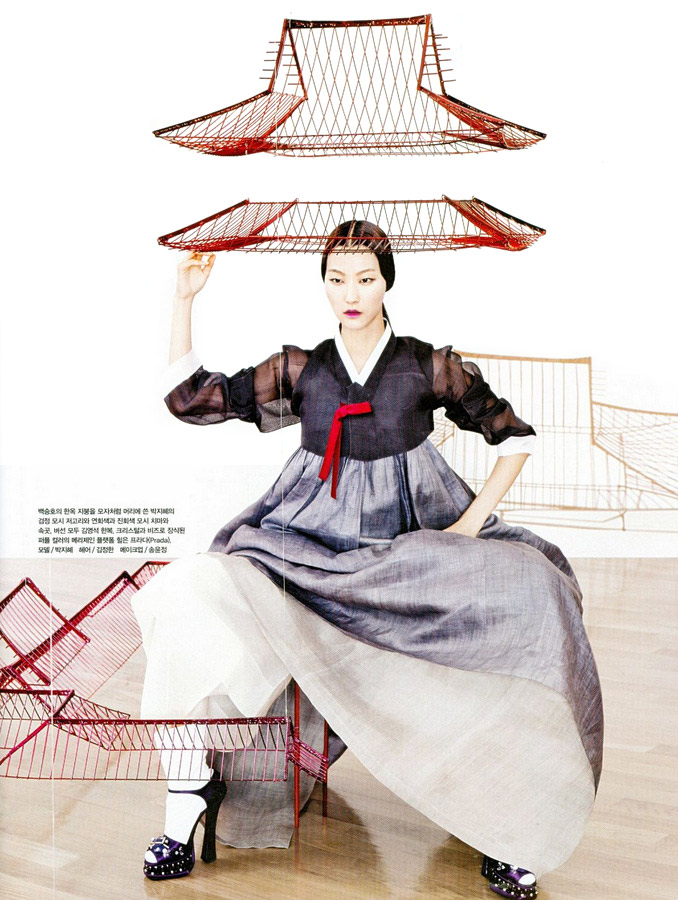 Vogue+Korea+fashion-into-art+4